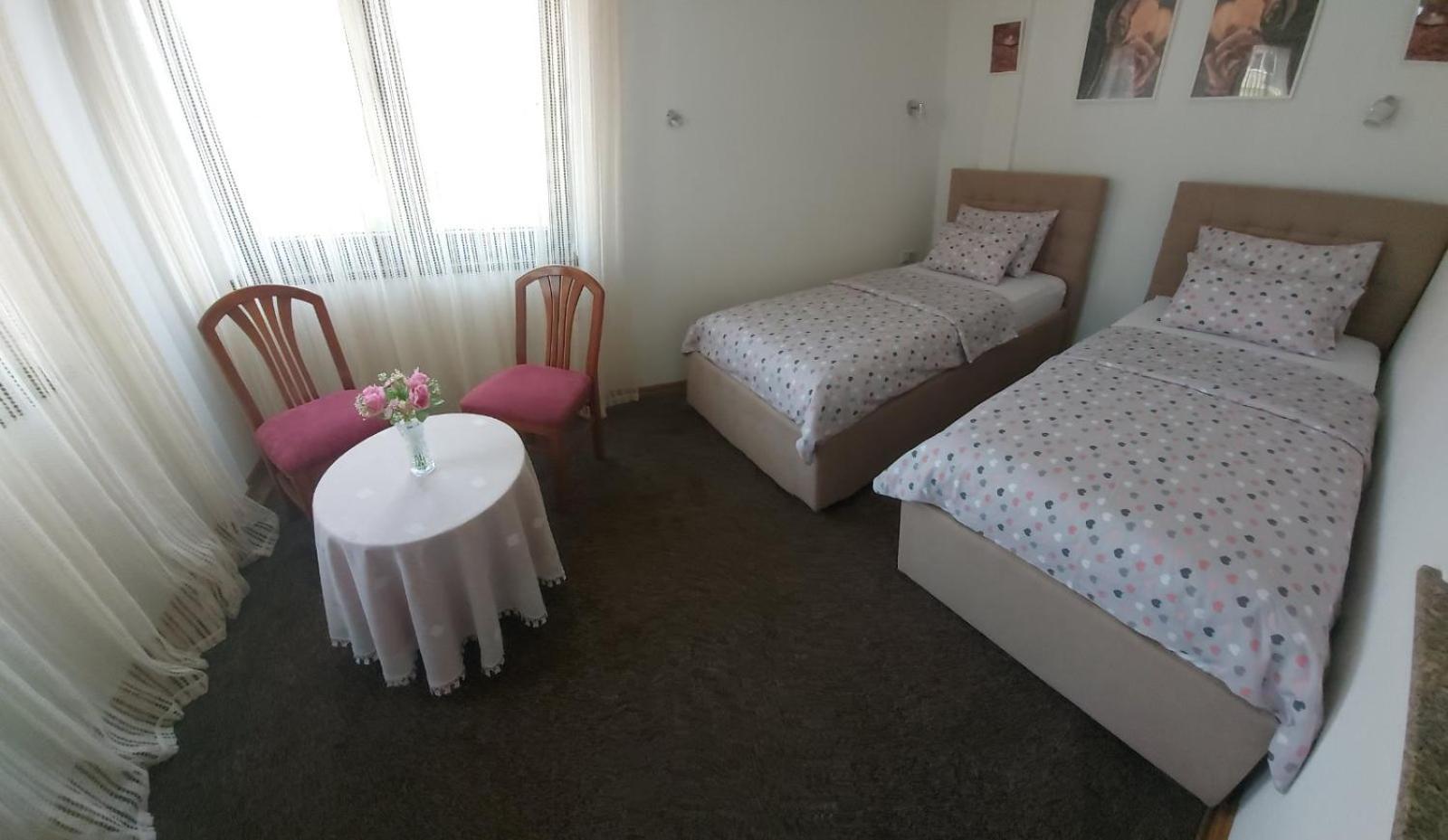 Bed & Breakfast Sjaj Saraybosna Oda fotoğraf